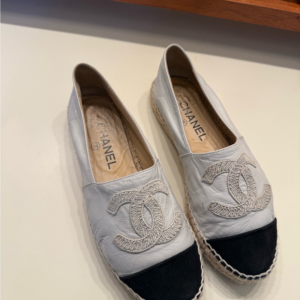 CHANEL Women's Cream and Black Espadrilles